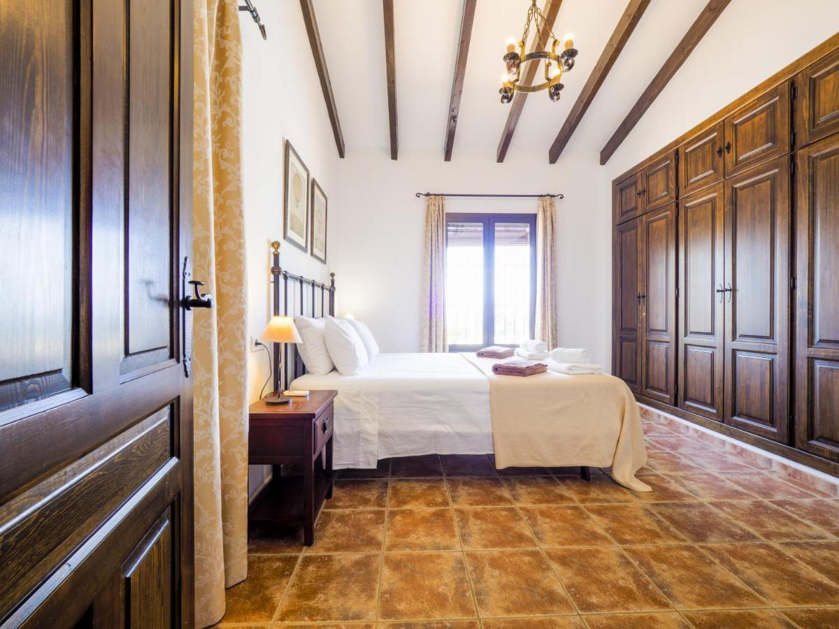 Cubo'S Villa Ruiz Alhaurin el Grande Exterior photo
